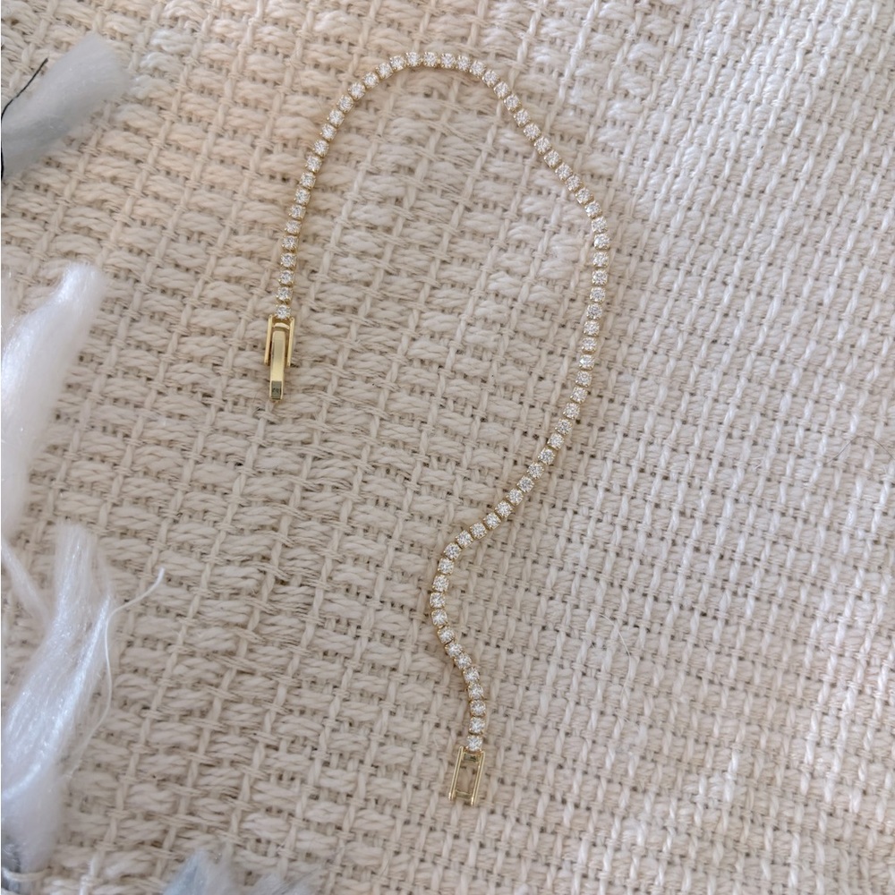 Gold diamond tennis bracelet